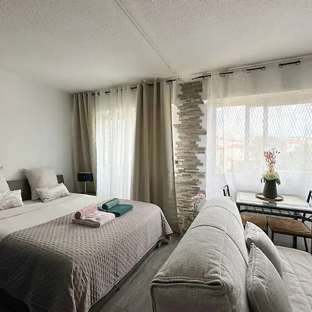 Apartment Cet Ete A Cannes, Cosy A 8' De La Croisette
