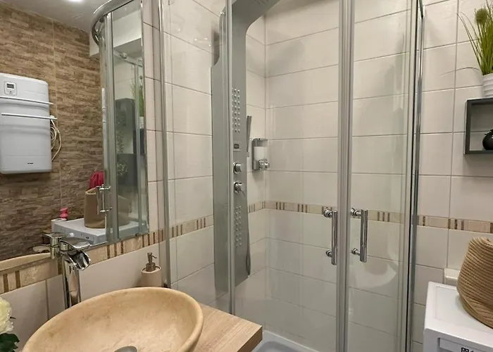 Cet Ete A Cannes, Cosy A 8' De La Croisette Cannes